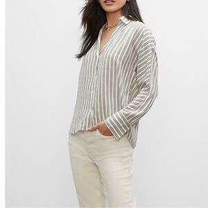 Women’s CLUB MONACO Signature Striped Silk buttoned‎ Shirt size small